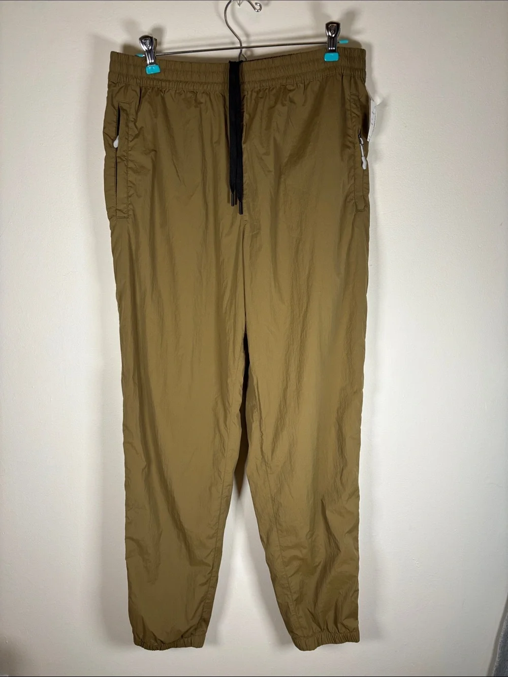 Ten Thousand Nylon Performance Jogger Pants Size M Brown – NEW